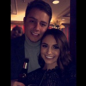 Meet your Posher, Danielle